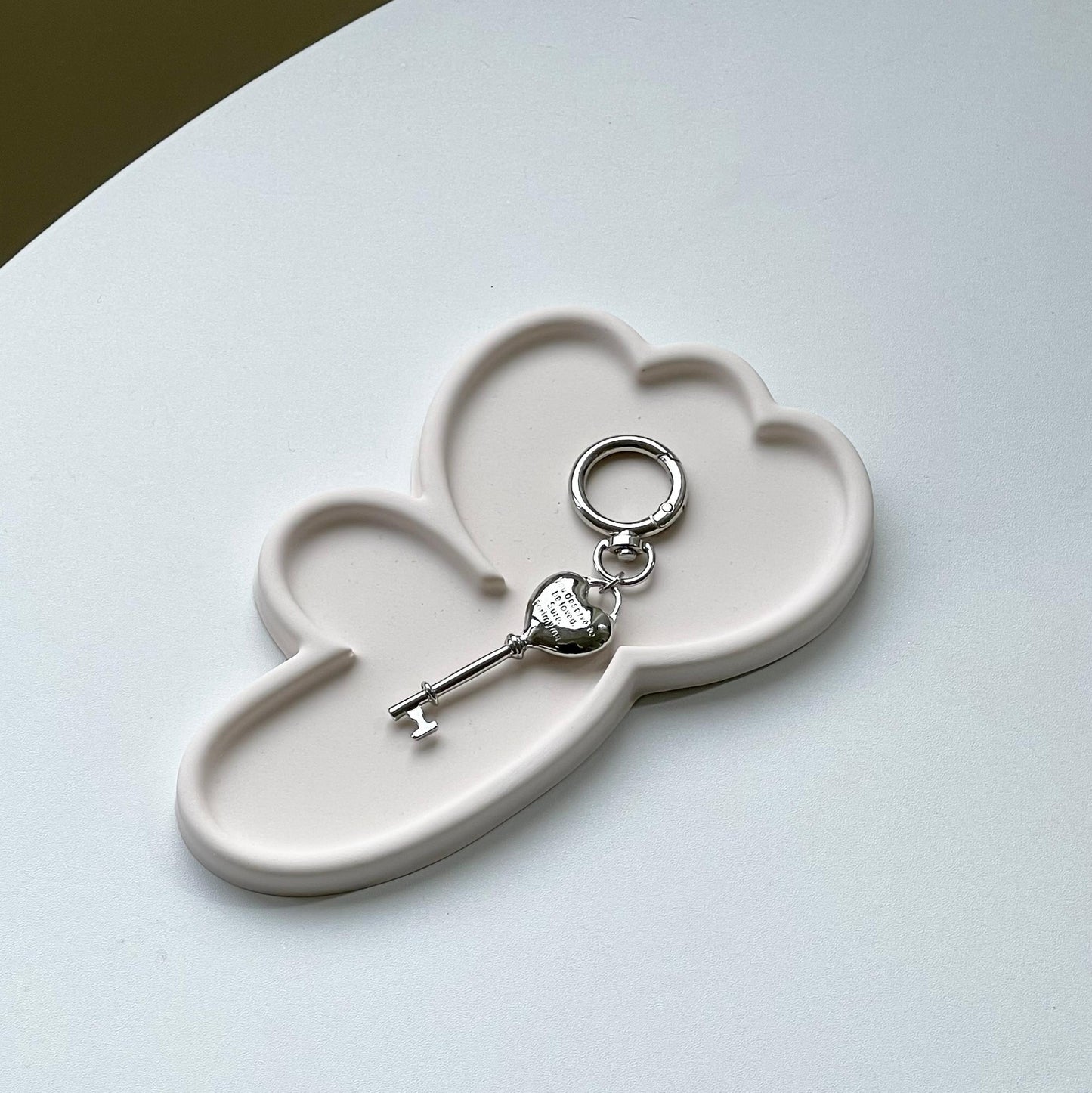 Handmade Flower Shaped Jesmonite Jewerly Tray